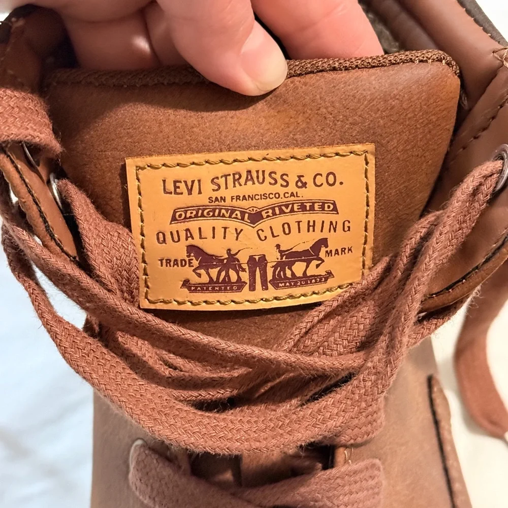 Levi's Men's 8 Fletcher II High-Top Brown Sneakers